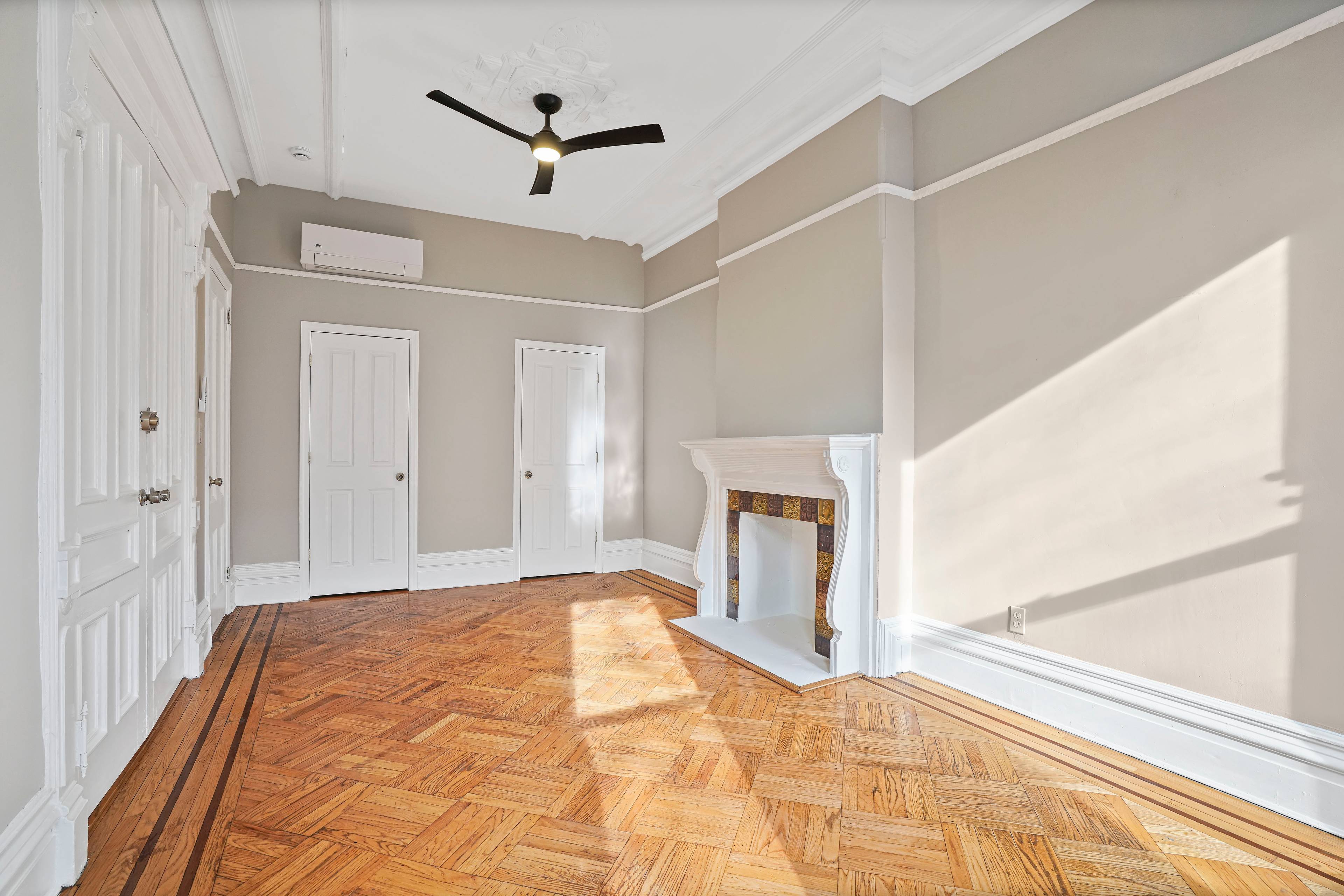 BEAUTIFULLY RENOVATED TRIPLEX BROWNSTONE APARTMENT W BONUS OFFICE RECREATIONAL ROOM LOCATED NEAR THE KINGSTON THROOP C TRAIN LINE !