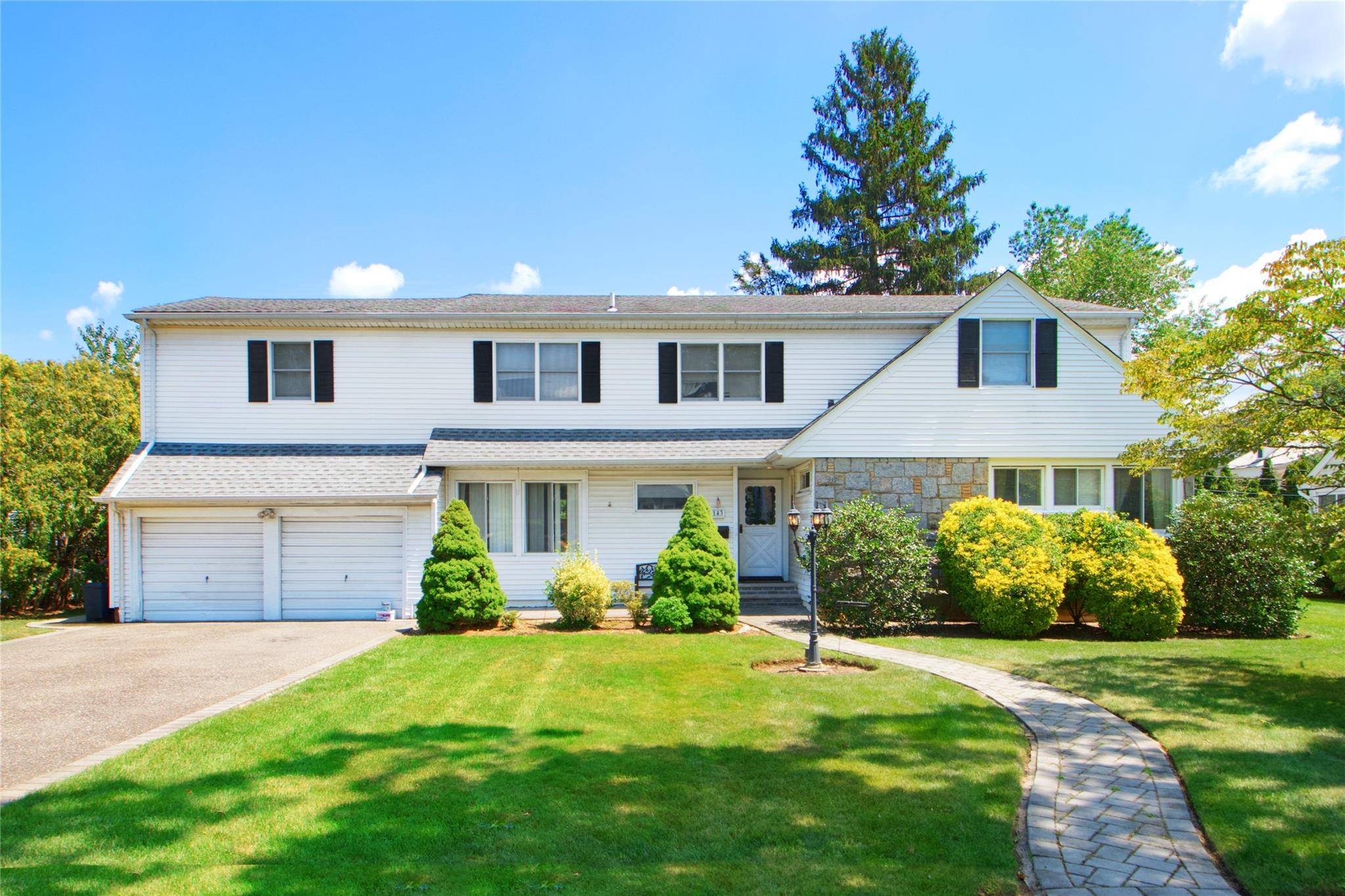 Welcome to 143 Tanners Pond Road, a spacious 5 bedroom, 3 full bath expanded home featuring 3200 interior square feet on a large 90x102 lot.