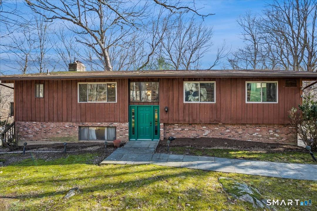 Discover your dream home, where modern elegance meets comfort !