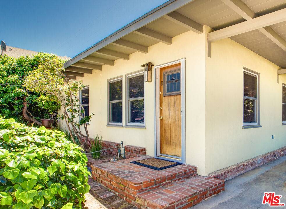2454 7th St 2.0 Santa Monica LA
