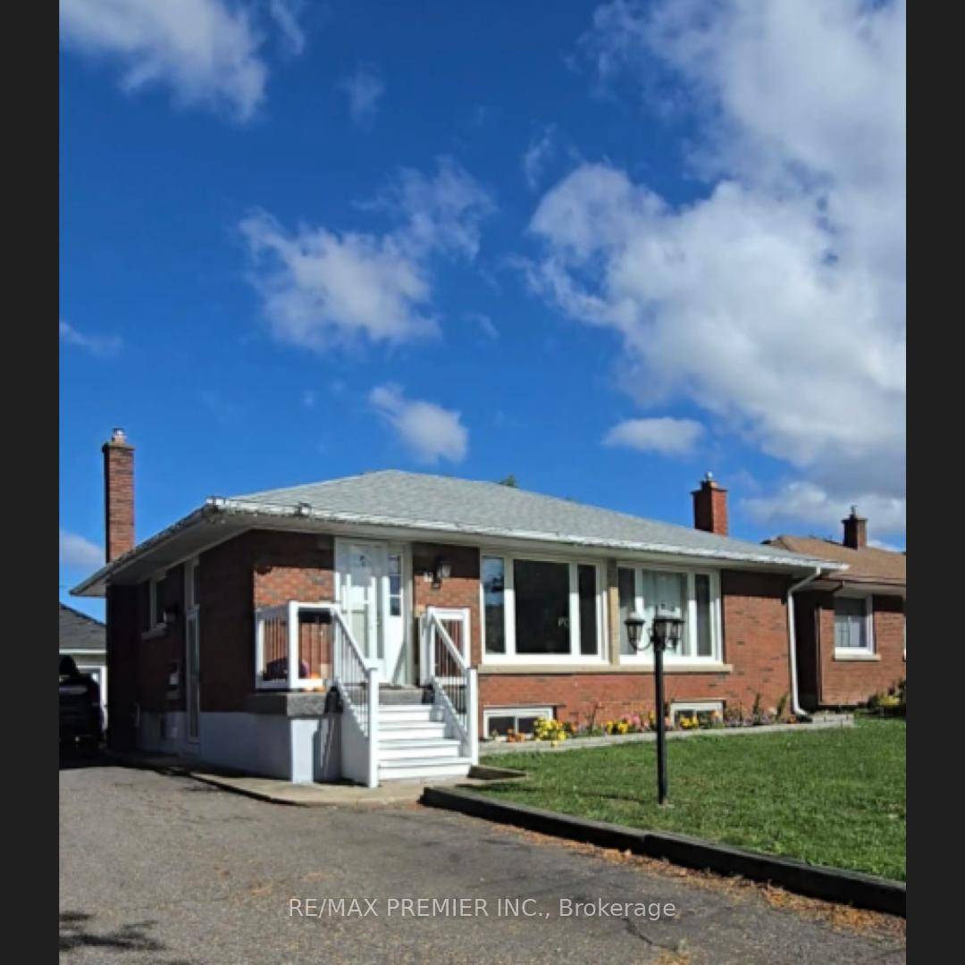 Welcome to this bright and spacious 1 bedroom, 1 bath lower level suite featuring a private entrance, in suite laundry, and 1 parking space included.