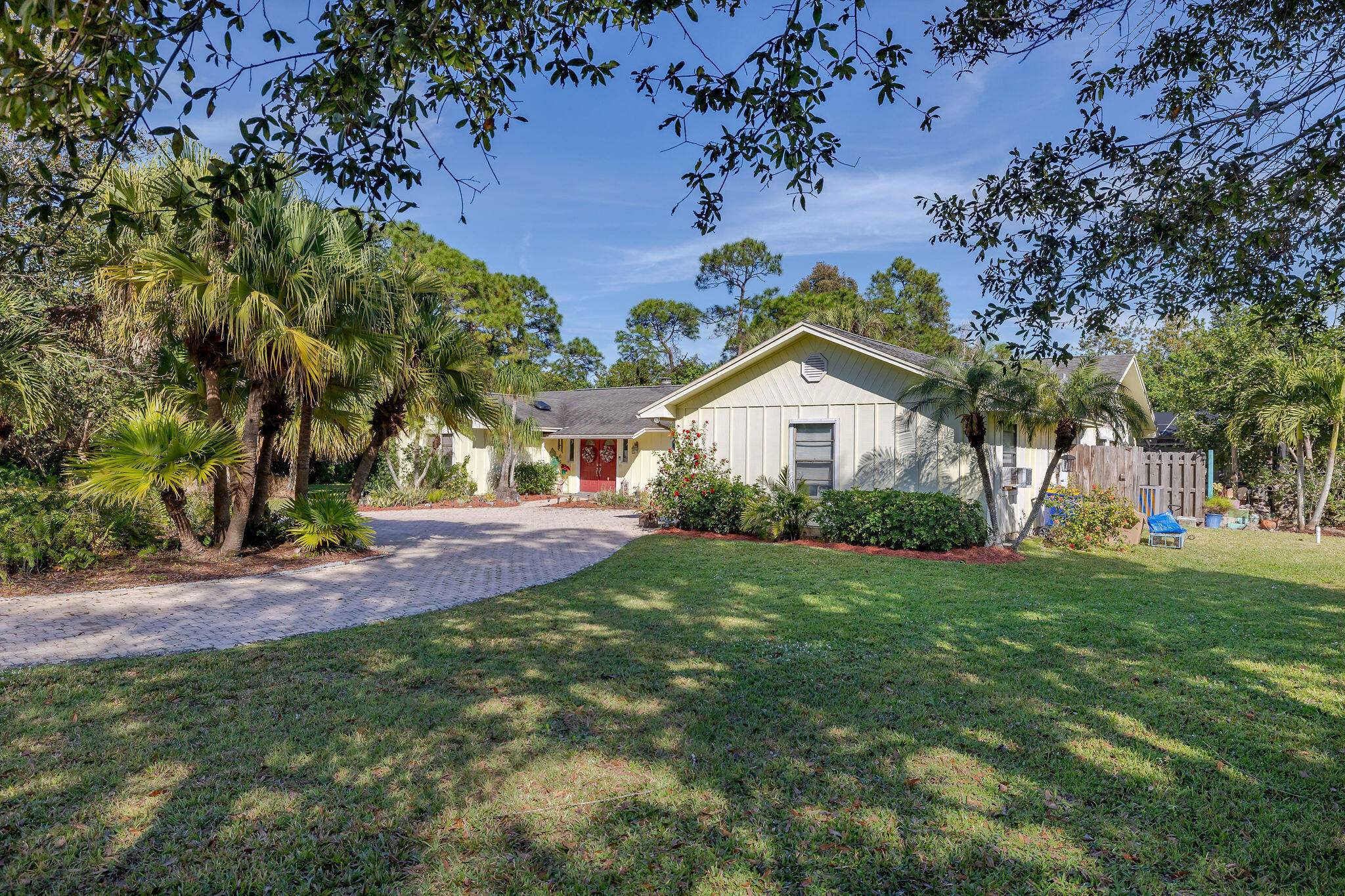 NEW ROOF 2025 ! Set on a generous lot, this beautifully maintained home is a peaceful retreat with the perfect mix of space, privacy, and convenience.
