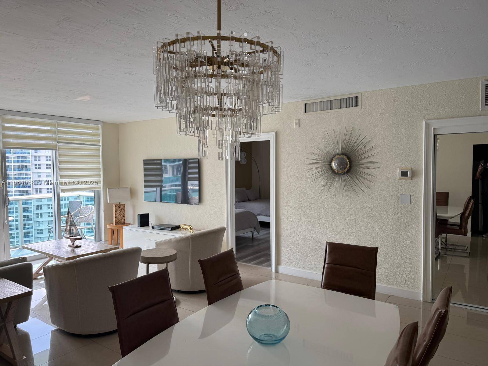 Beautiful 2 Bedroom 2 Bathroom Apartment located at The Tides.