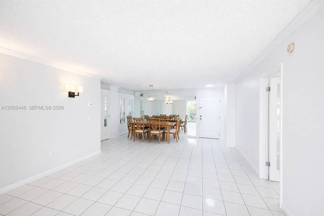2 bedroom, 2 bath residence offering 1, 105 sqft along Crandon Boulevard in Key Biscayne.