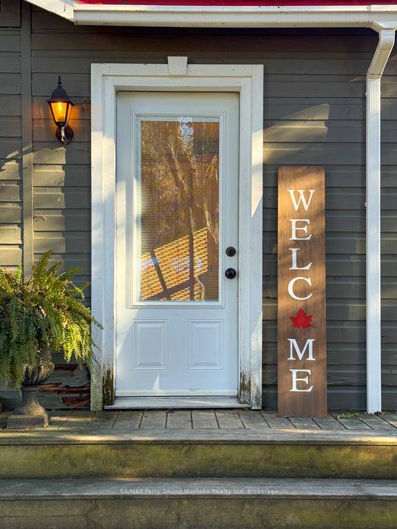 Nestled among mature trees in the heart of Dunchurch, this charming two bedroom, one bath cottage offers 210 feet of gorgeous shoreline with a mix of rugged Canadian Shield rock ...