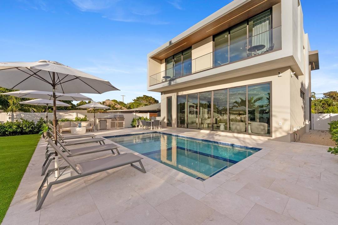 Villa Dolce Vita is a Brand New 2026 Delray Beach Modern Masterpiece.