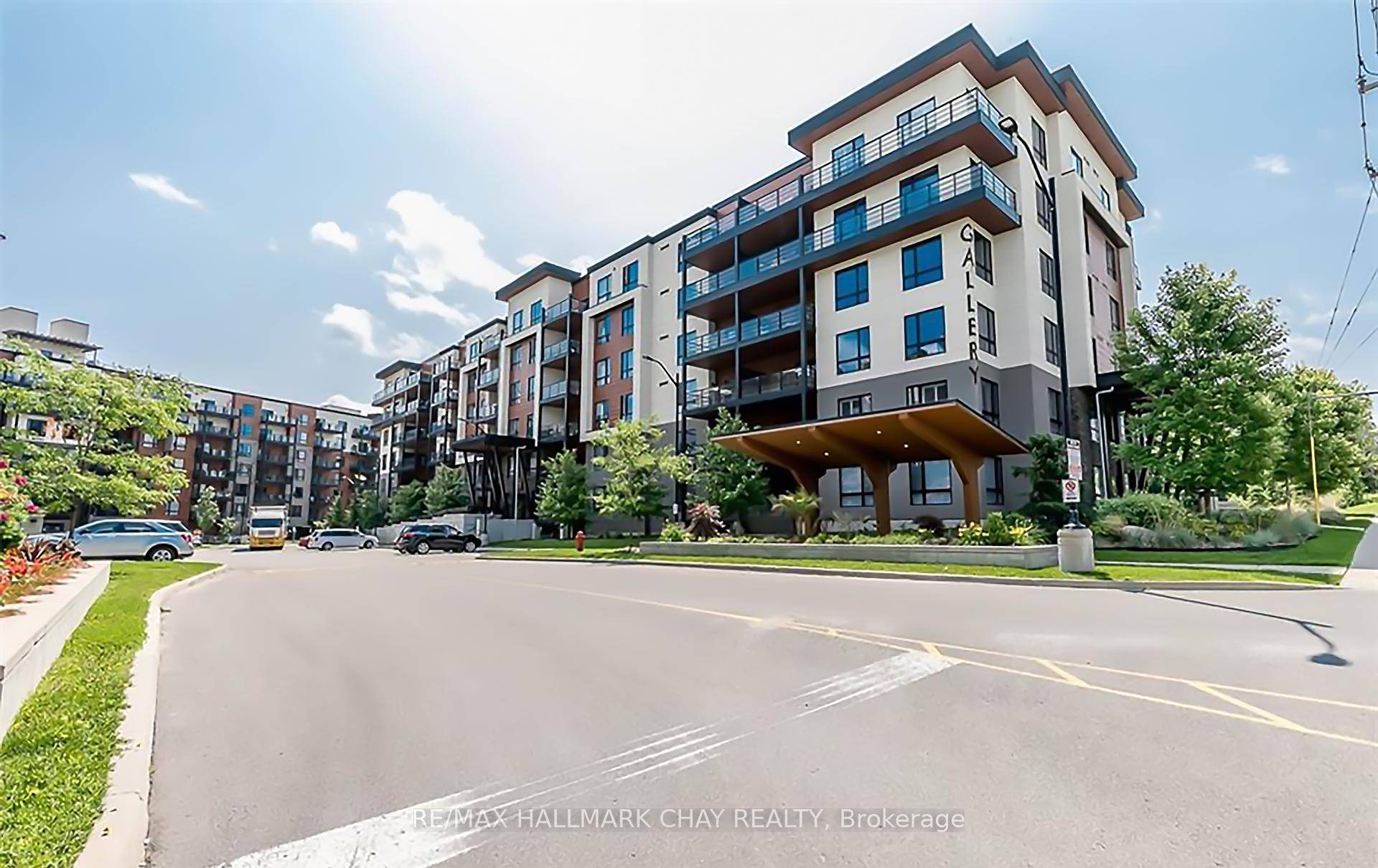 Welcome to the Gallery condo community !
