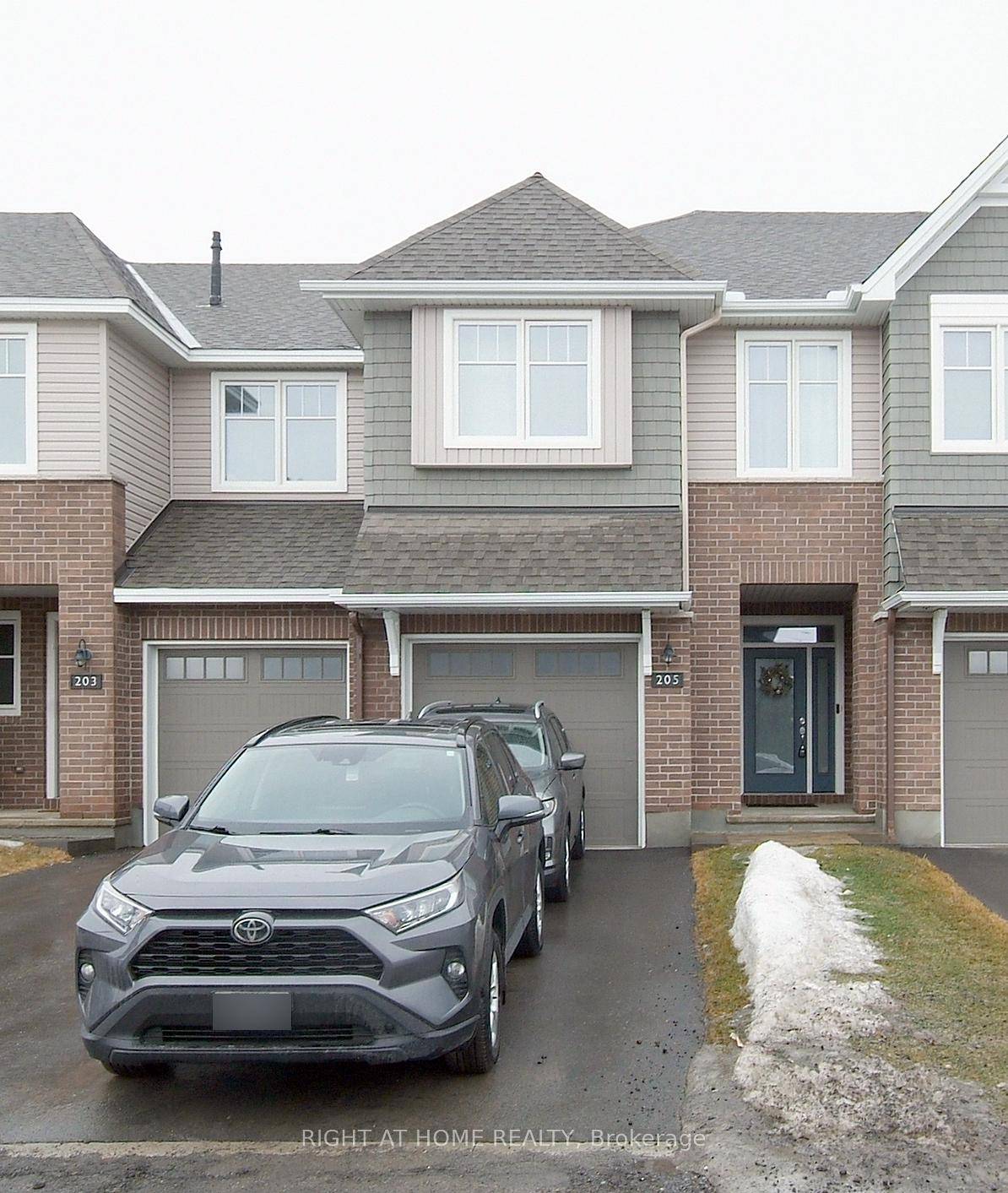 This beautiful, open concept, executive townhome in a desirable Westwood Stittsville.