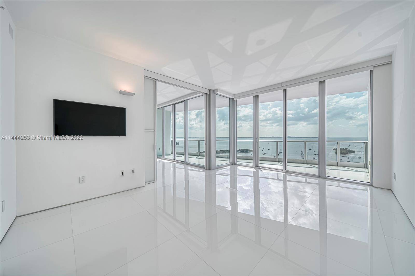 Wonderful Penthouse at Grovenor House Coconut Grove.