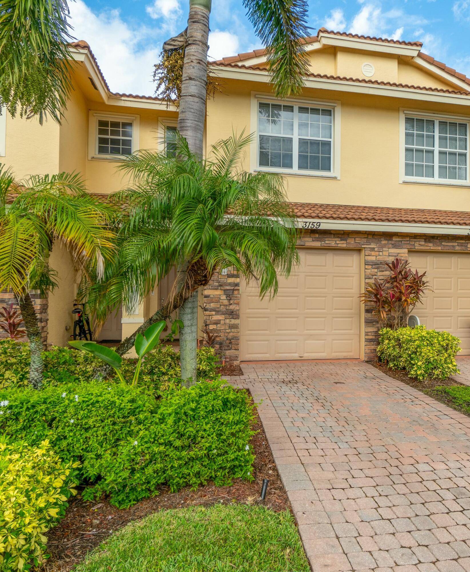 BEAUTIFUL move in ready 2 Bedroom, 2 Bathroom Townhome located in River Marina in Stuart FL awaits its new owners !