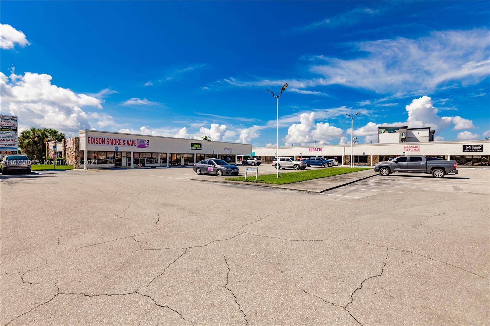 We're proud to present an exceptional opportunity to acquire a newly renovated neighborhood shopping center located in a prime commercial area of Fort Myers.