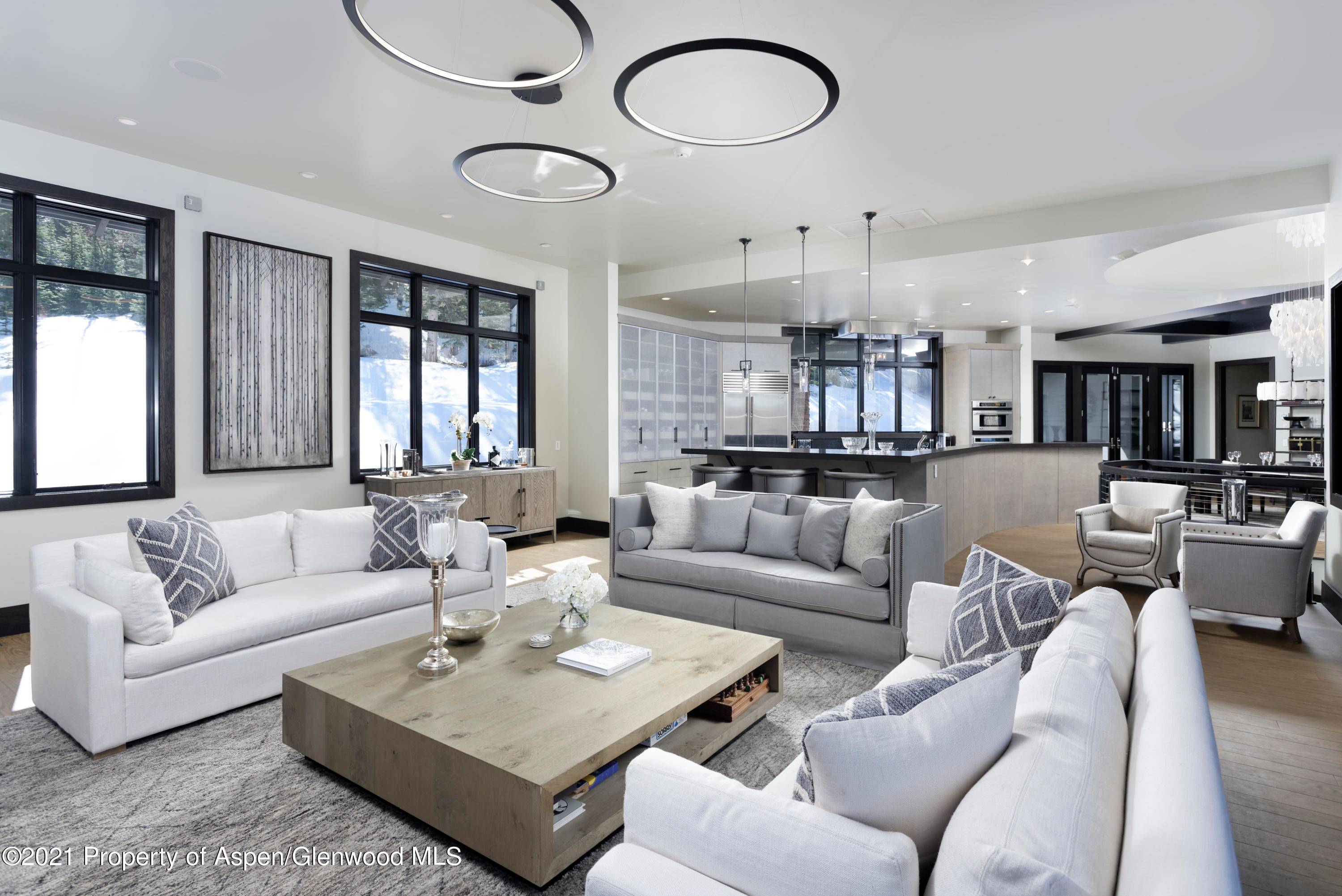 This contemporary 5 bedroom home is the perfect mountain escape for your summer vacation.