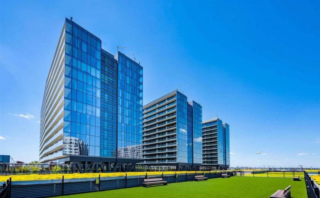 Location ! Great location !