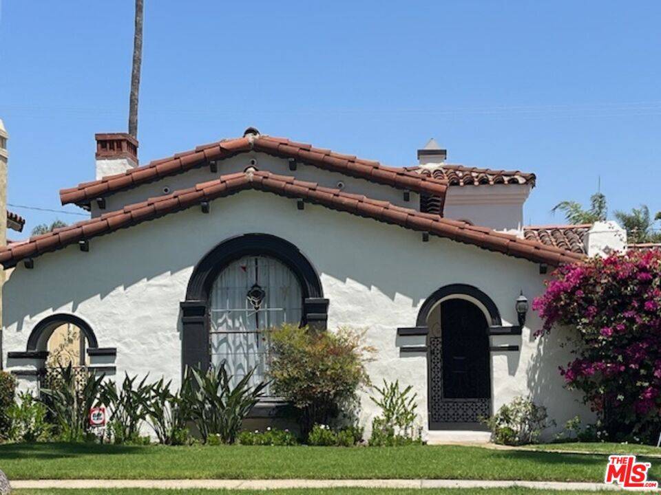 168  N DOHENY DR 3BR Beverly Grove La