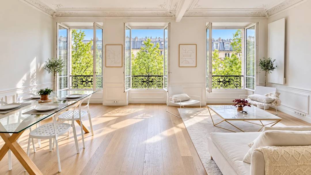 Luxembourg: High-floor property with unobstructed view