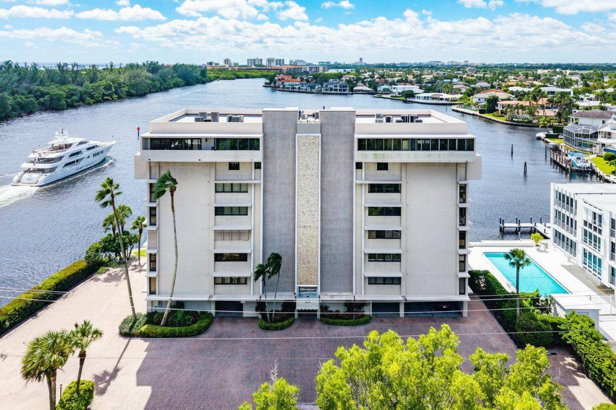 A truly rare find this one of a kind, two story penthouse offers the most breathtaking panoramic views of both the Intracoastal and Lake Rogers.