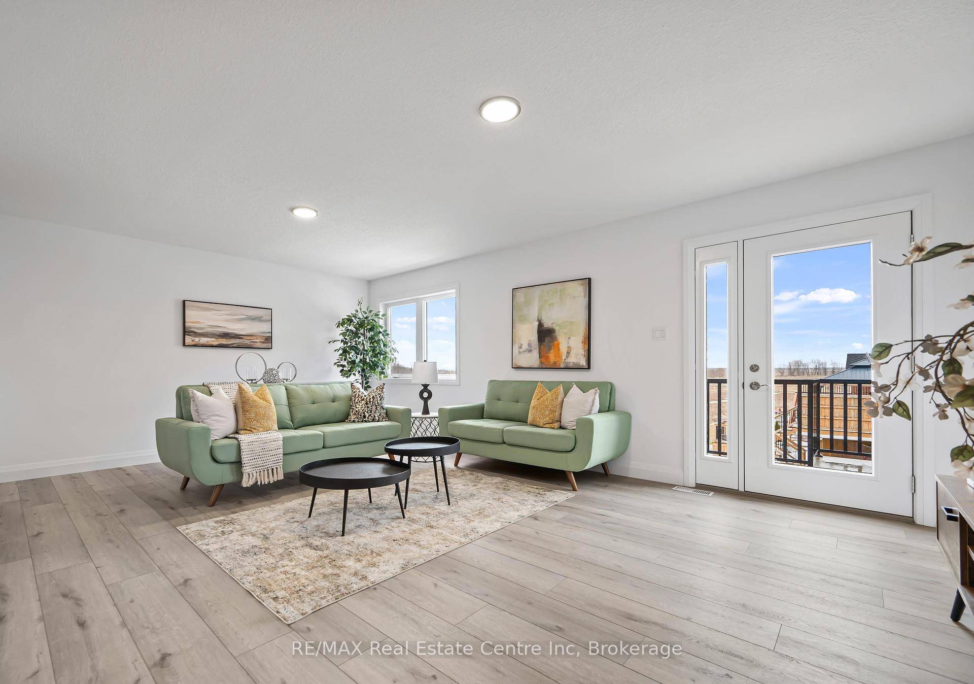 Live in luxury for less !