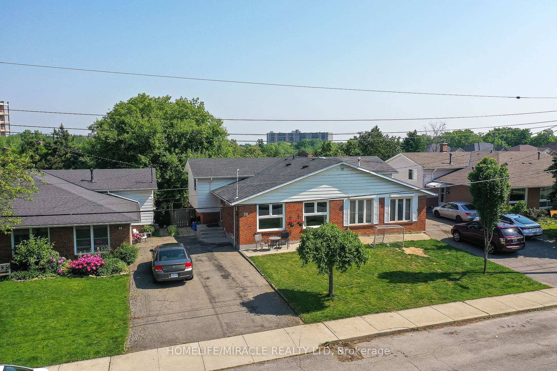 Welcome to 39 Sherry Lane Drive, Hamilton.