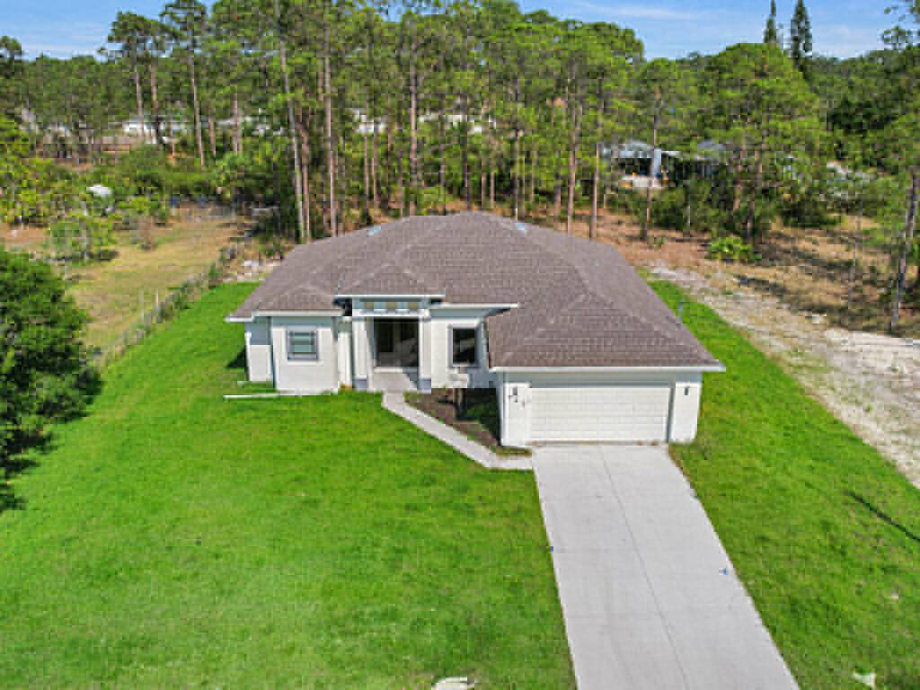 NEW CONSTRUCTION 3 bedroom den, 2 bath.