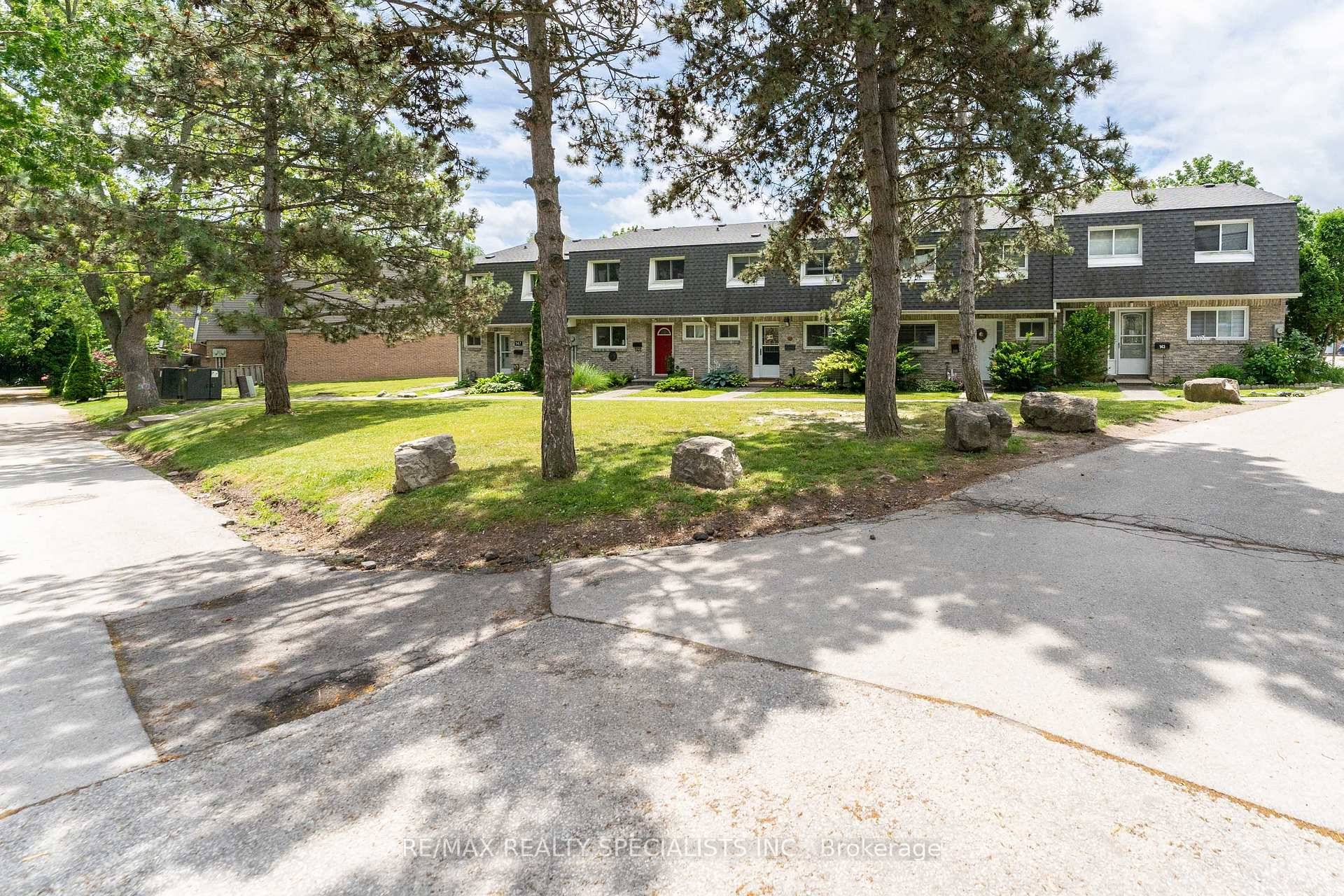 Ravine Lot 2 Parking 3 1 Bedrooms.