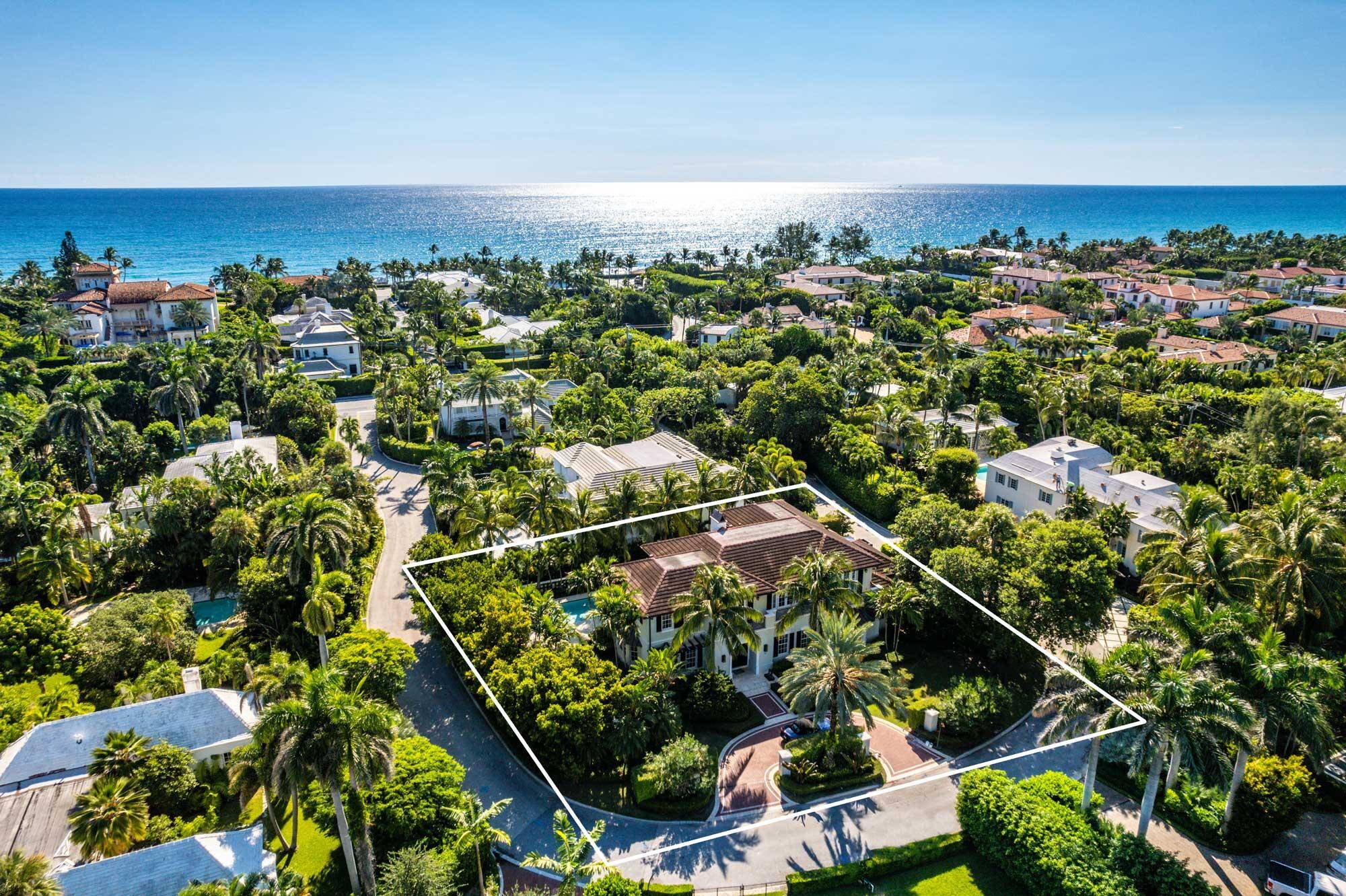 Fabulous annual or seasonal rental on Via Vizcaya in Palm Beach's beautiful Estate Section is now available.