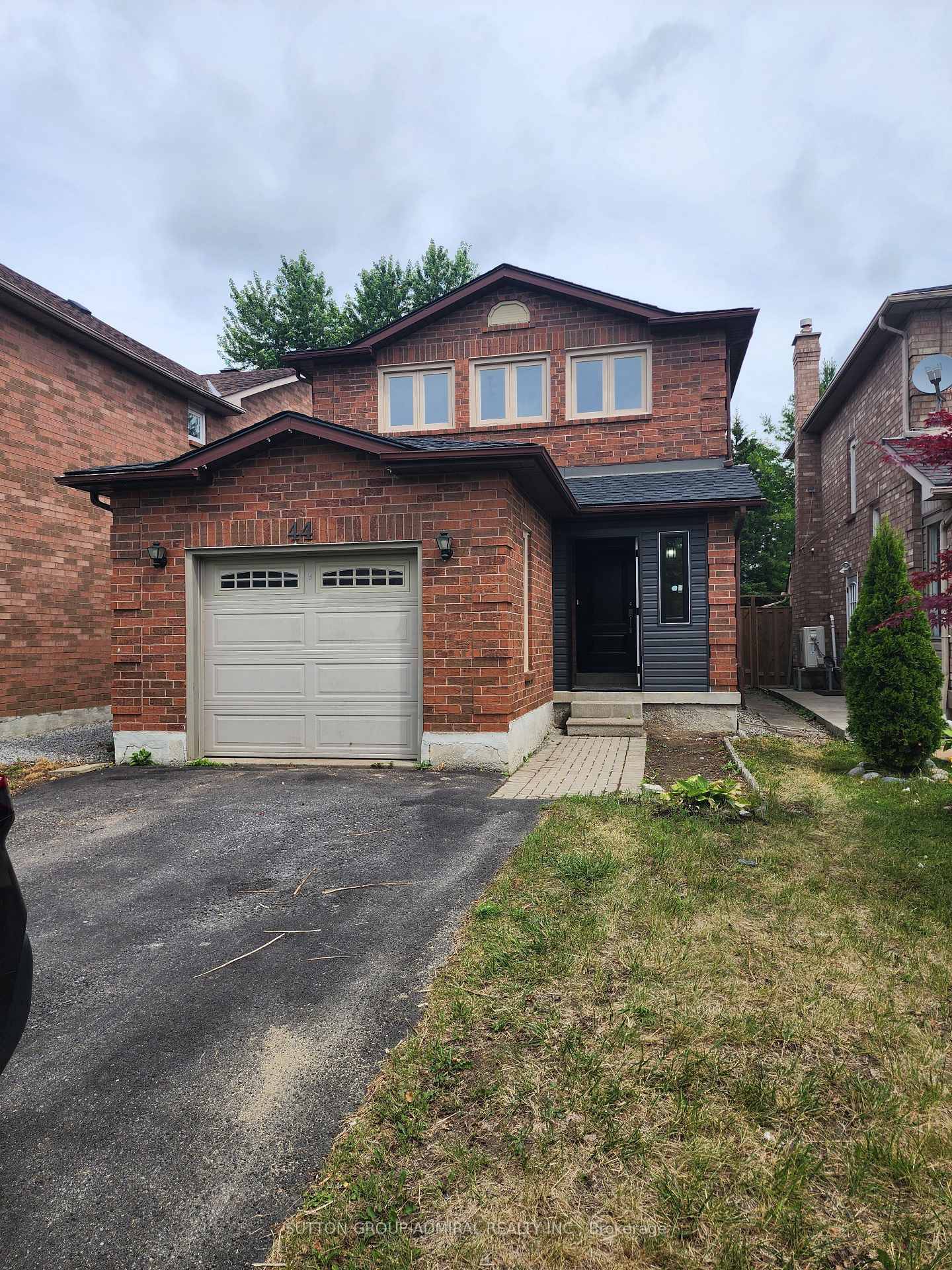 Beautiful brand new top to bottom renovation with modern elegant interior, bright, spacious detached home in a high demand area with high school ranking.