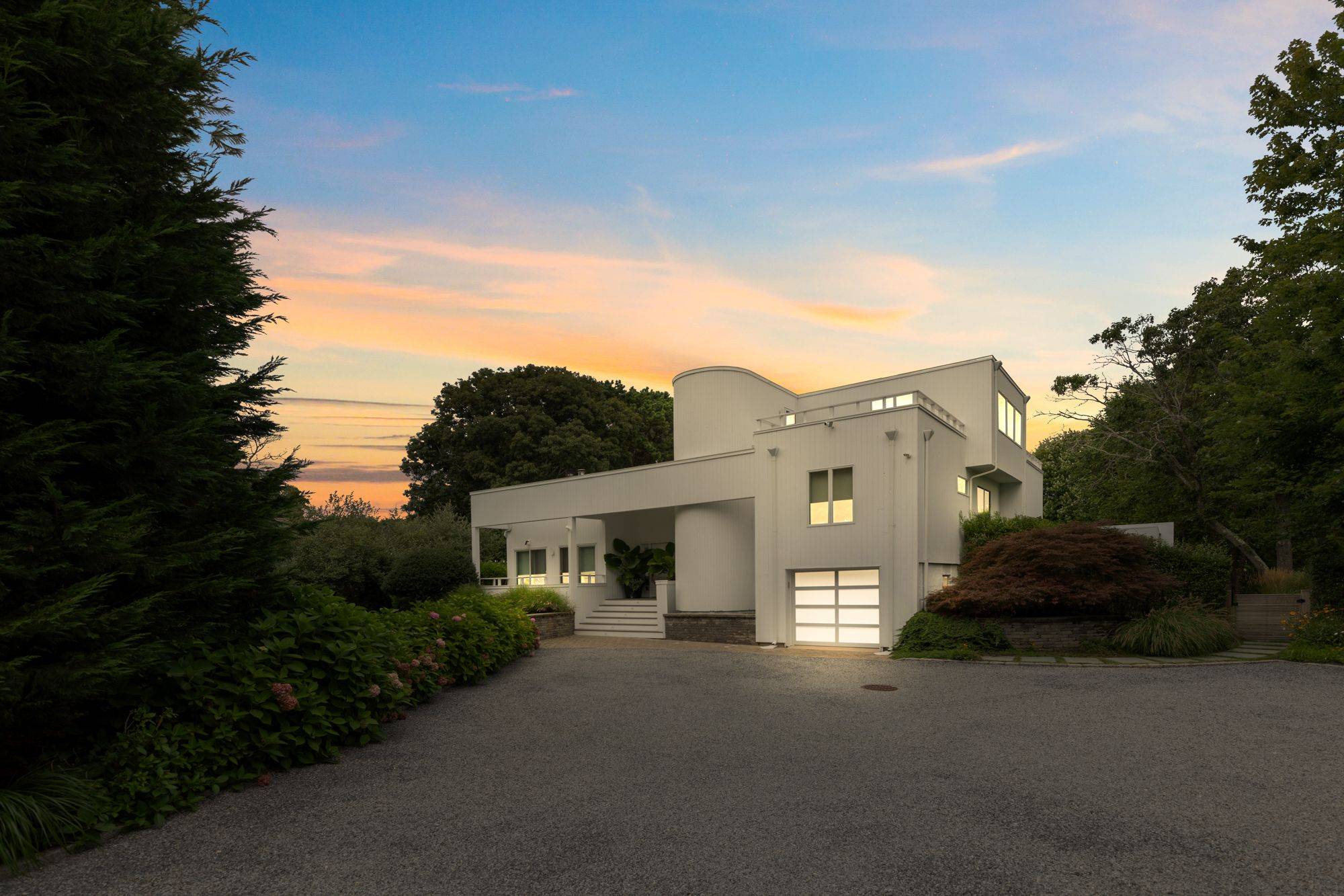Hamptons Waterview Oasis in East Quogue