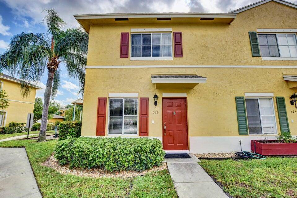 Rarely available 2 2. 5 end unit townhome across from the pool and minutes from the beach !