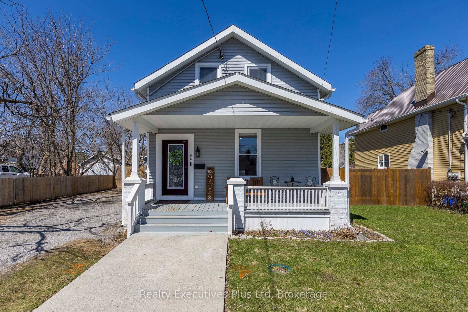 Welcome to this inviting and versatile 4 bedroom home perfectly located within walking distance to shopping, scenic parks, and the charming downtown of Lindsay.
