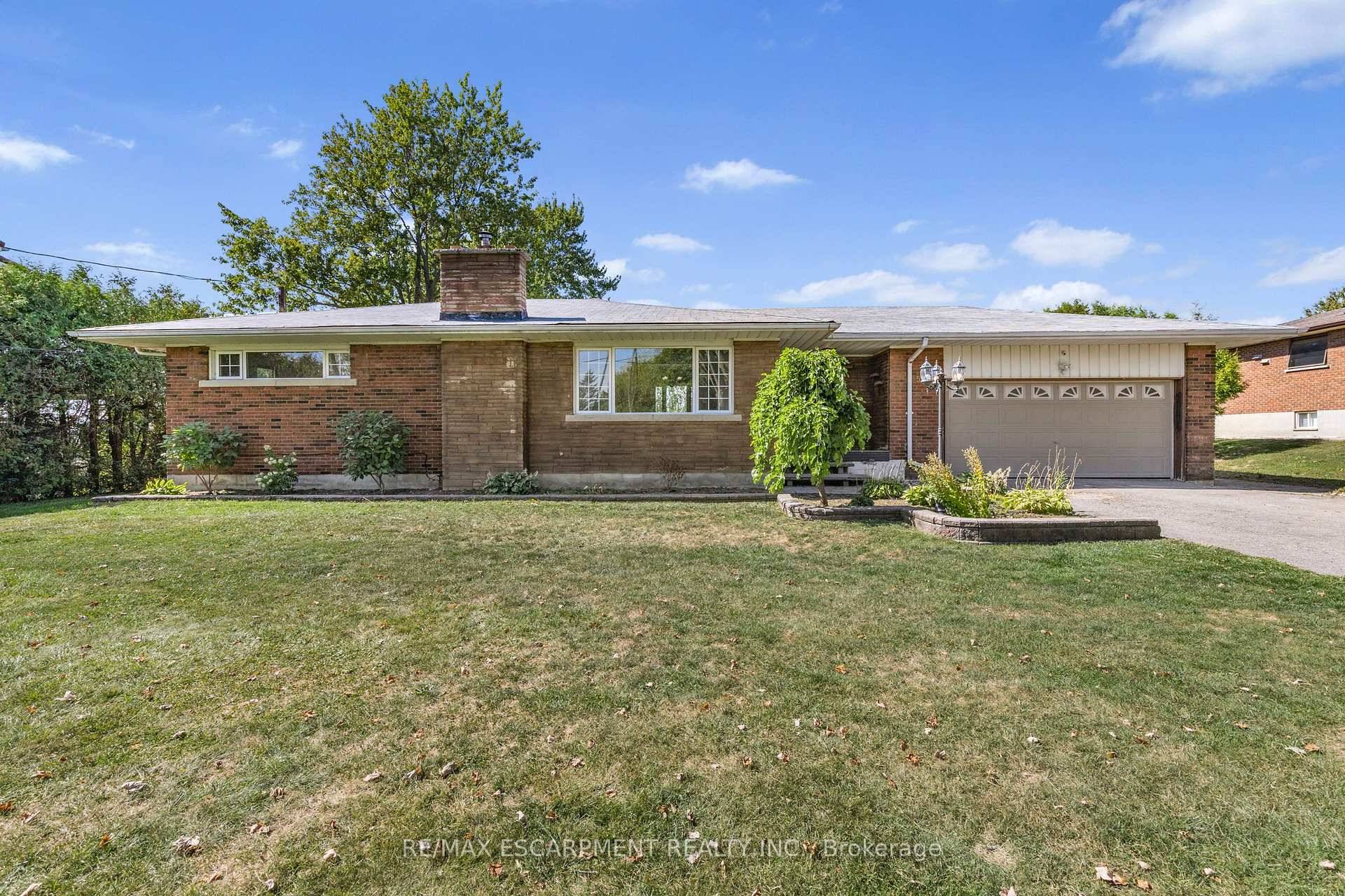 Welcome to your private country escape on the coveted Stoney Creek Escarpment.
