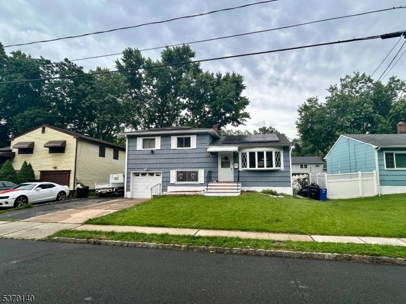 Beautiful Split Level House in the Heart of Hillside, Located between rt 22 and Garden State Parkway, on a Quiet Street, Far Away from the Traffic Noise of rt 22 ...