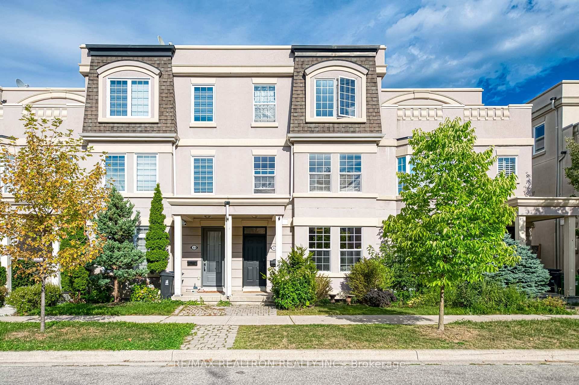This hidden gem backs onto a quiet street and features a functional partitioned layout with 9 ceilings, a separate kitchen, and a bright breakfast area overlooking a sunny, low maintenance ...