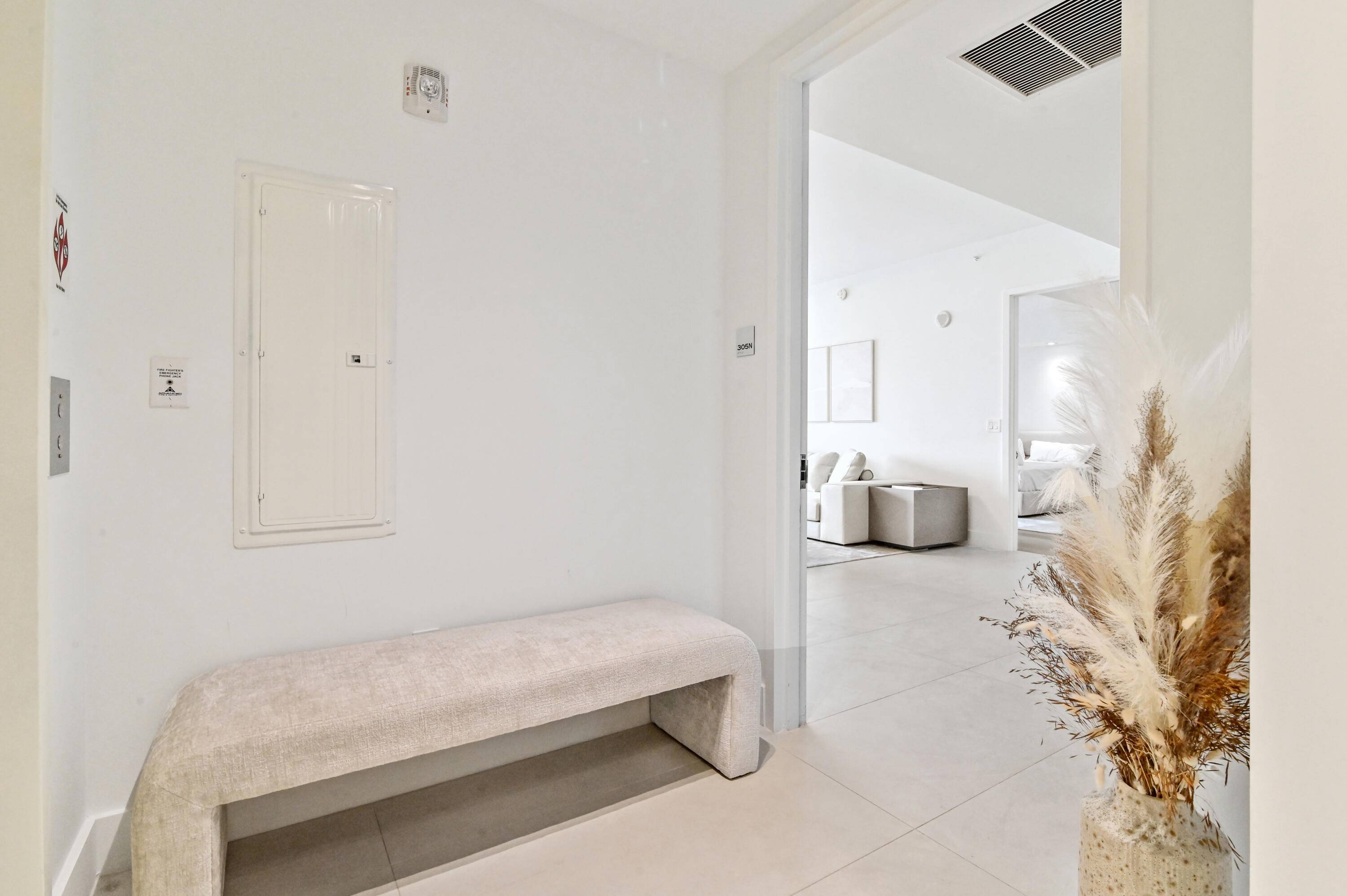 Exquisitely furnished by Artefacto, with beautiful finishes and top of the line appliances, this Oceana residence is perfect for your seasonal or annual occupation.