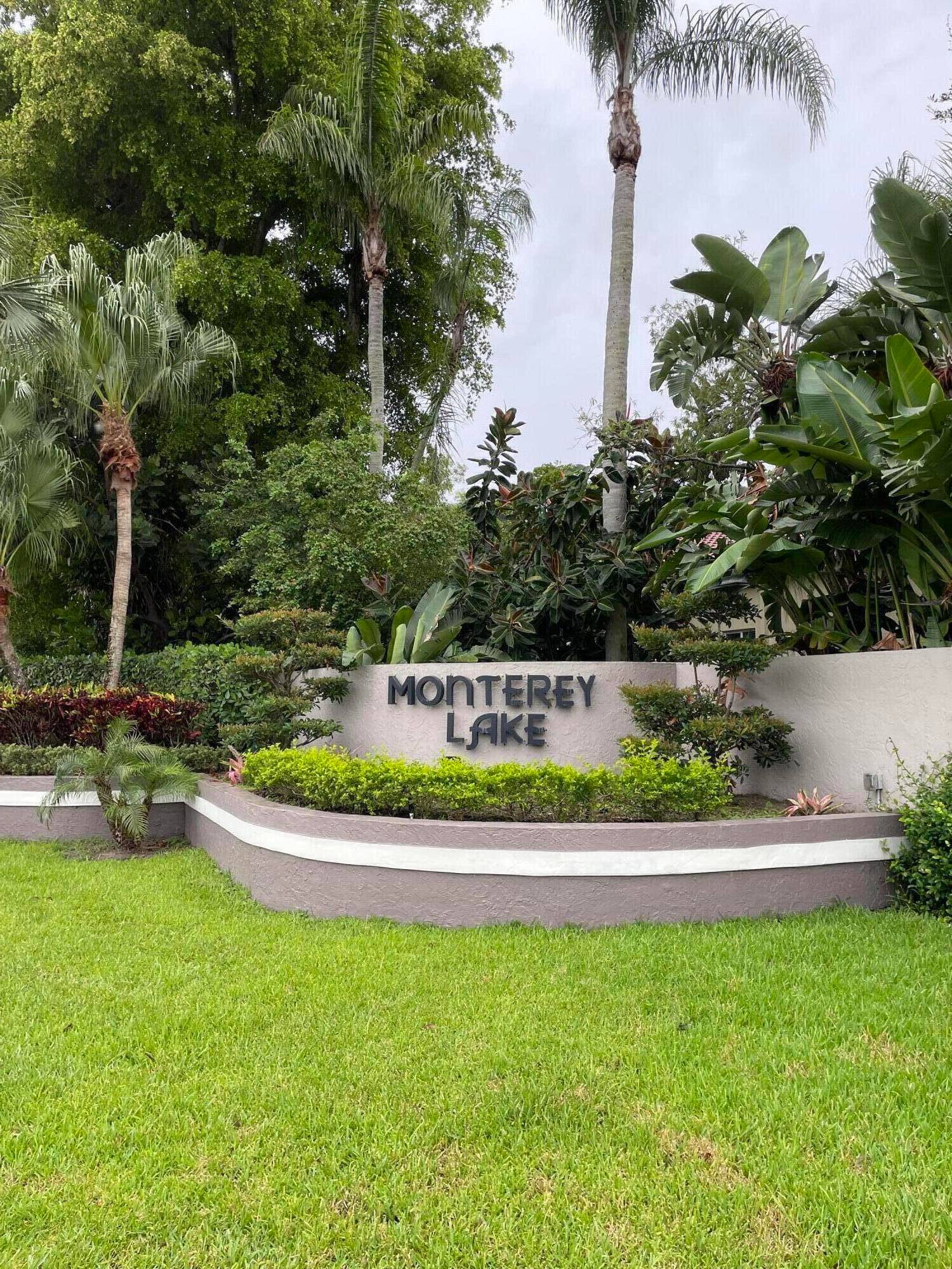 LAKEFRONT BEAUTY ! Enter this 2, 164 sq ft, 3 bedroom home via private courtyard.