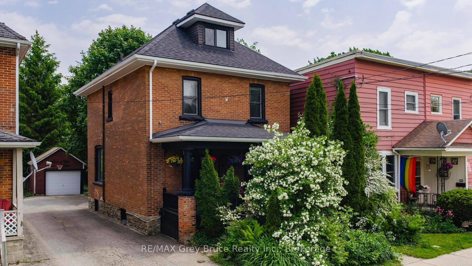 Century Charm Meets Everyday Comfort 1155 3rd Ave West, Owen Sound !