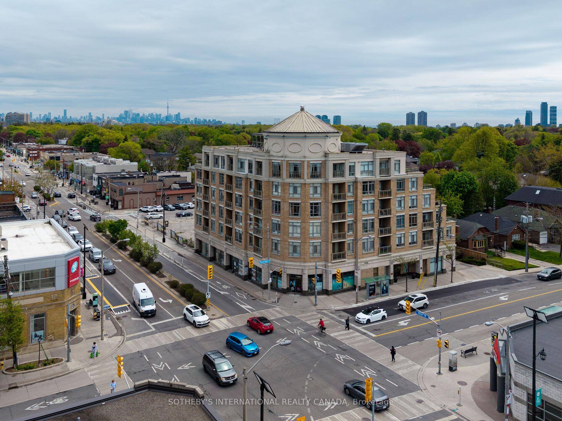 Experience refined living at The Regency, an exclusive 6 storey boutique condominium nestled in the heart of The Kingsway.