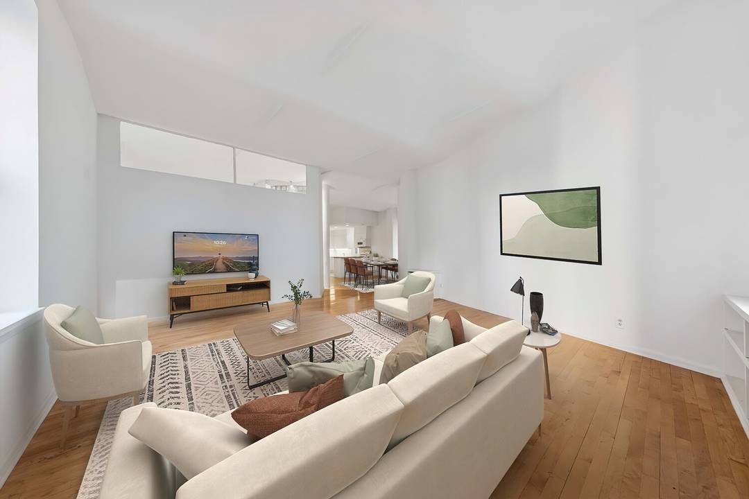 Welcome to 4 West 16th Street, Unit 7, a delightful coop nestled in the vibrant Flatiron neighborhood !