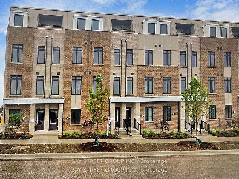 Spacious, Functional Layout Features Bright 4 bedrooms 4 bathrooms,.