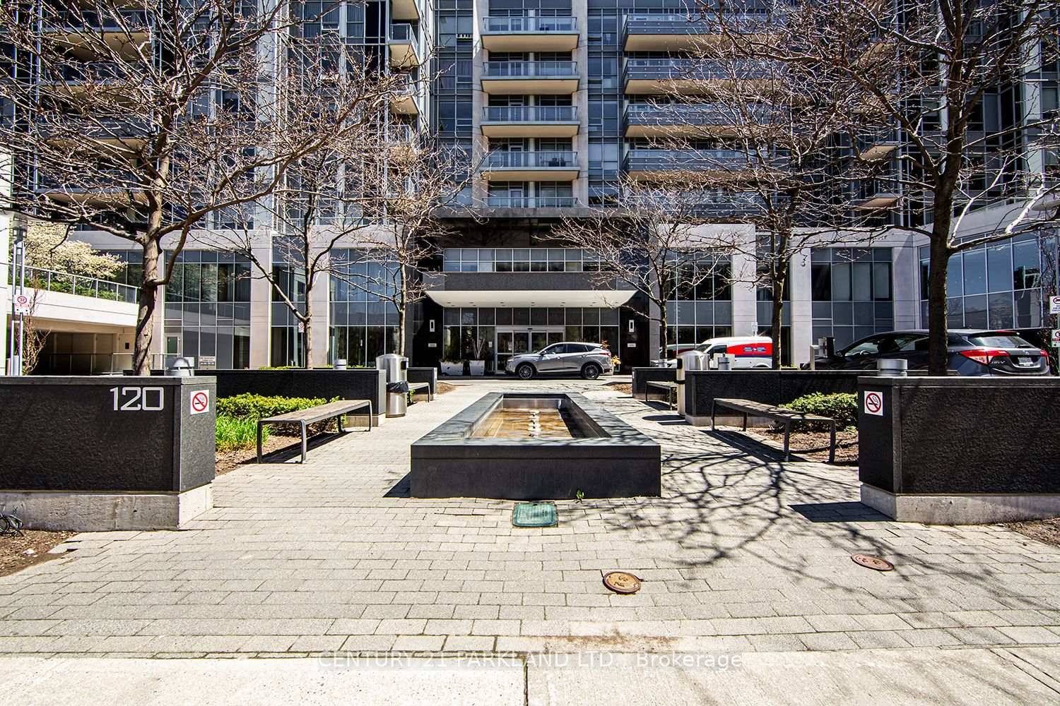 Centrally Located Yonge amp ; Sheppard !
