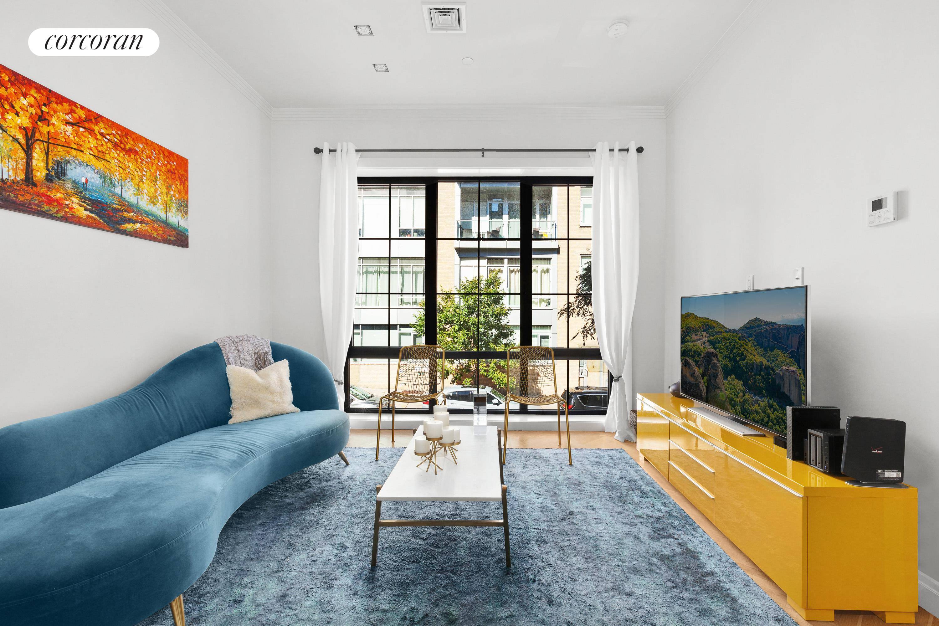 182 Concord Street 2A is a luxurious one bedroom condo rental in a rare boutique elevator building in Brooklyn's most exciting neighborhood.