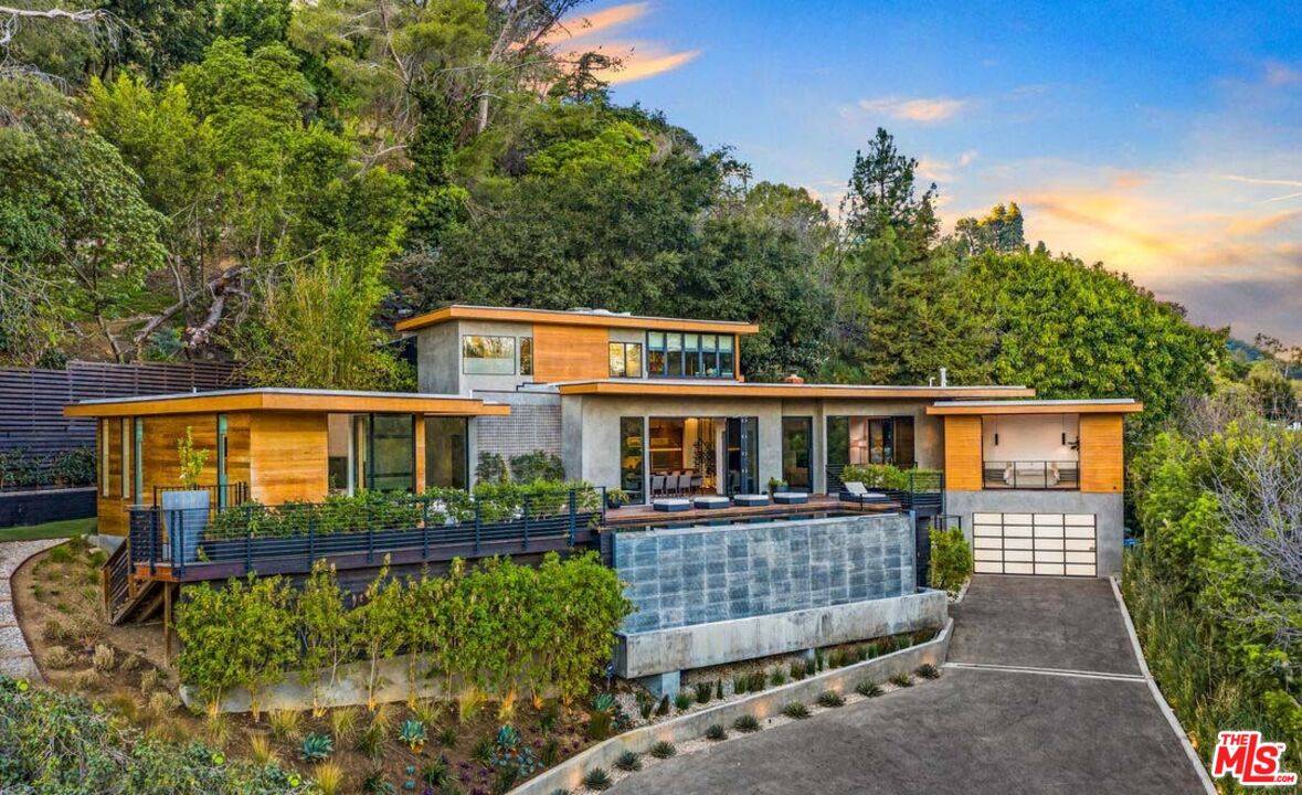 727  N Beverly Glen Blvd 5BR Bel Air La