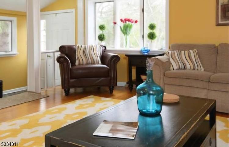 Move right in ! Short or long term.