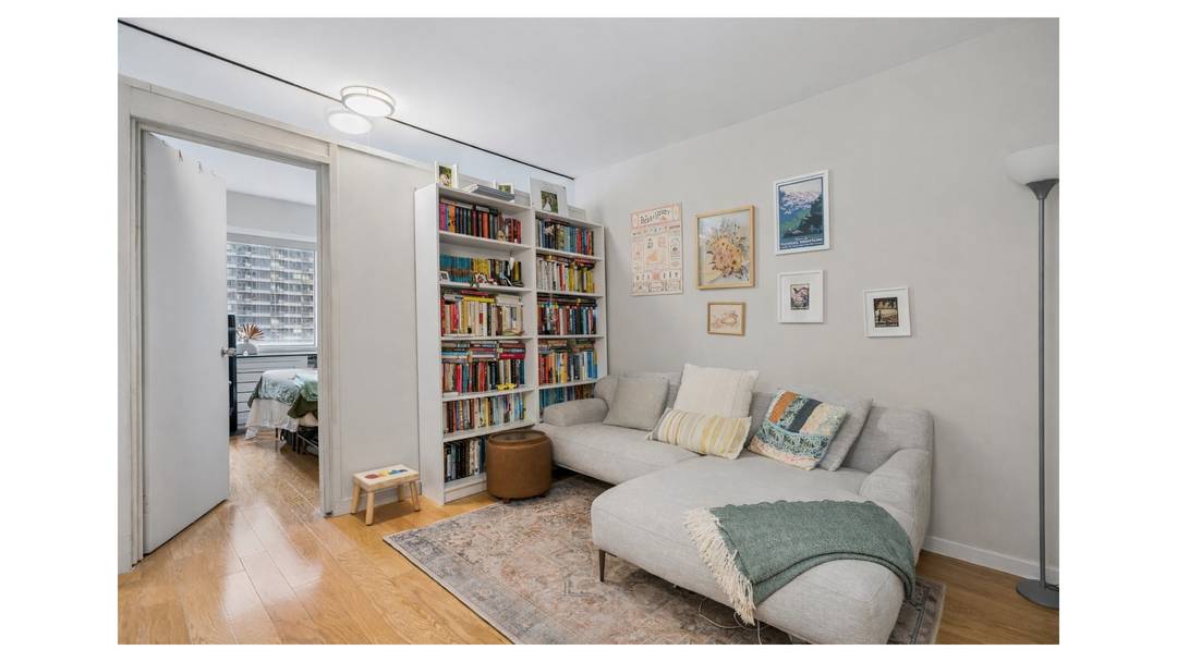 Apartment 16F at 333 East 46th Street is a thoughtfully converted 2 bedroom, 1 bathroom home offering an efficient layout, ample closet space, and a rare combination of light, flexibility, ...