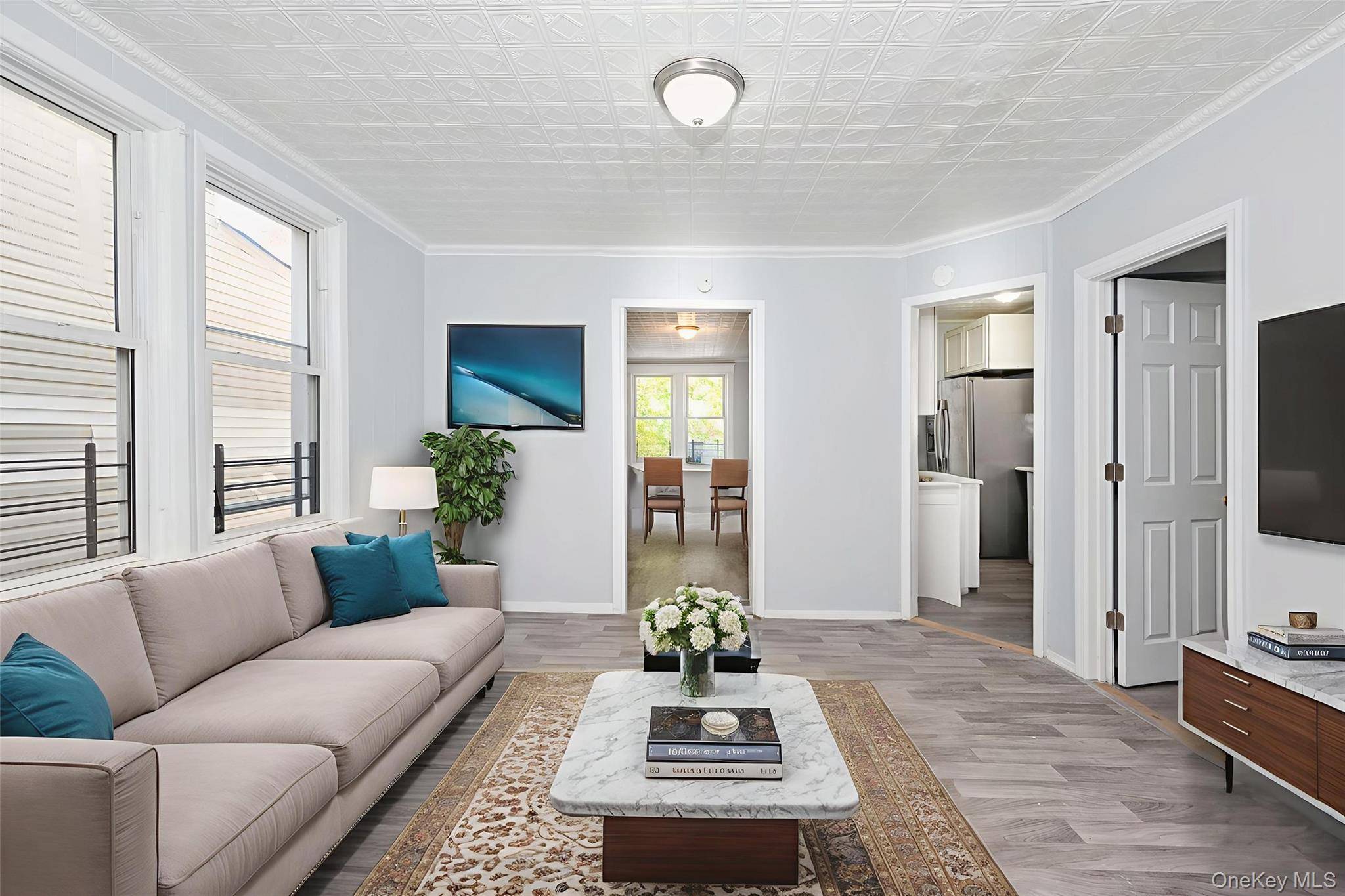 Spacious 4 Bedroom Rental in Soundview Heat amp ; Water Included Welcome to 611 Saint Lawrence Avenue, a bright and comfortable 4 bedroom, 1 bath apartment located in the heart ...