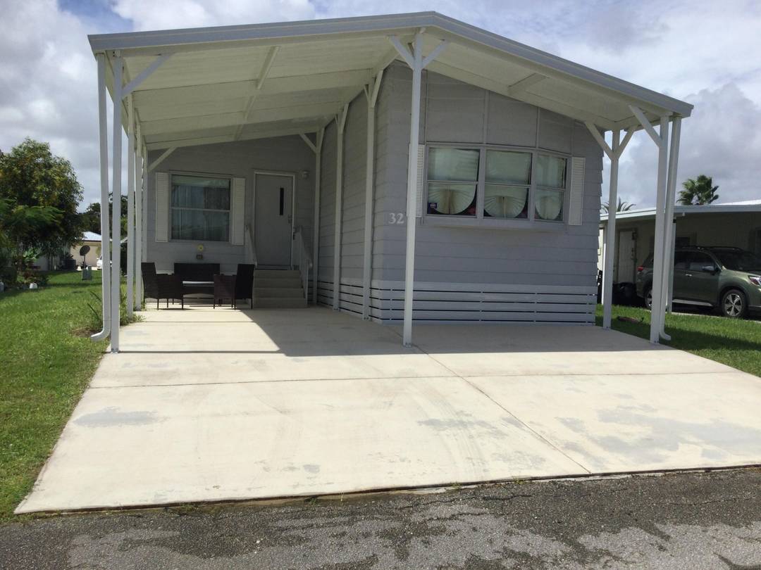 2025 roof on this nicely updated home and it's just what you are looking for.