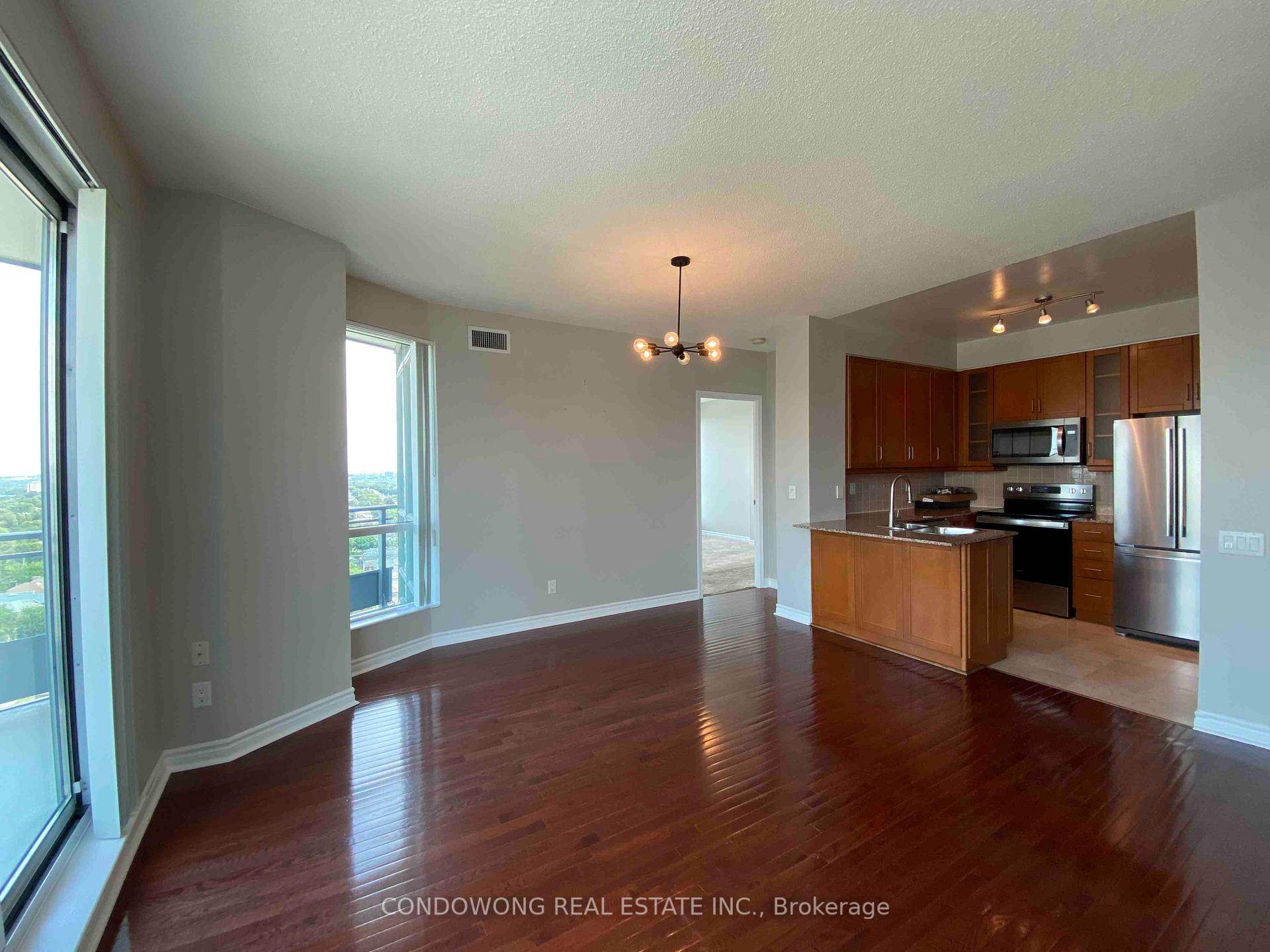Bright amp ; Gorgeous 2 Bedrooms 2 Bathrooms Condo Unit In The Heart Of North York.