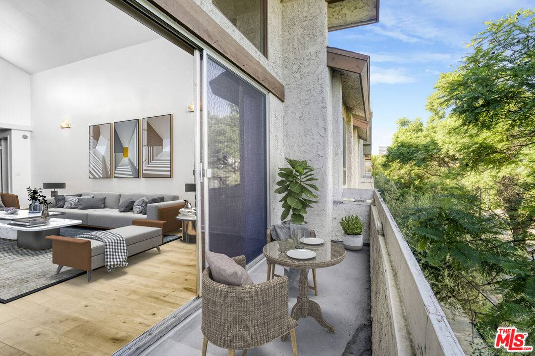 1531 Camden Ave 2BR Beverlywood La