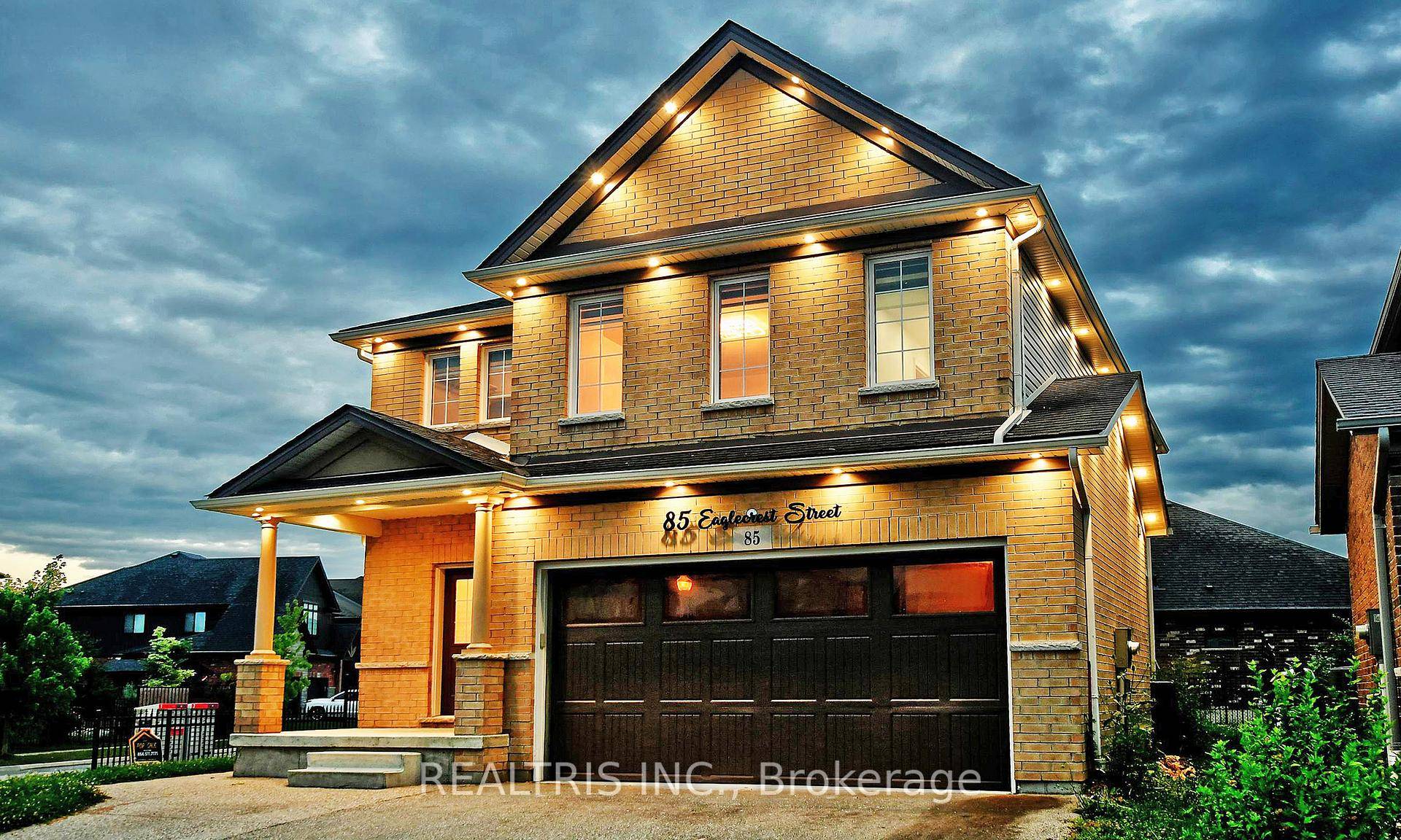Welcome to this exceptional 6 bedroom, 5 bathroom home in Kitcheners highly desirable River Ridge neighbourhood.