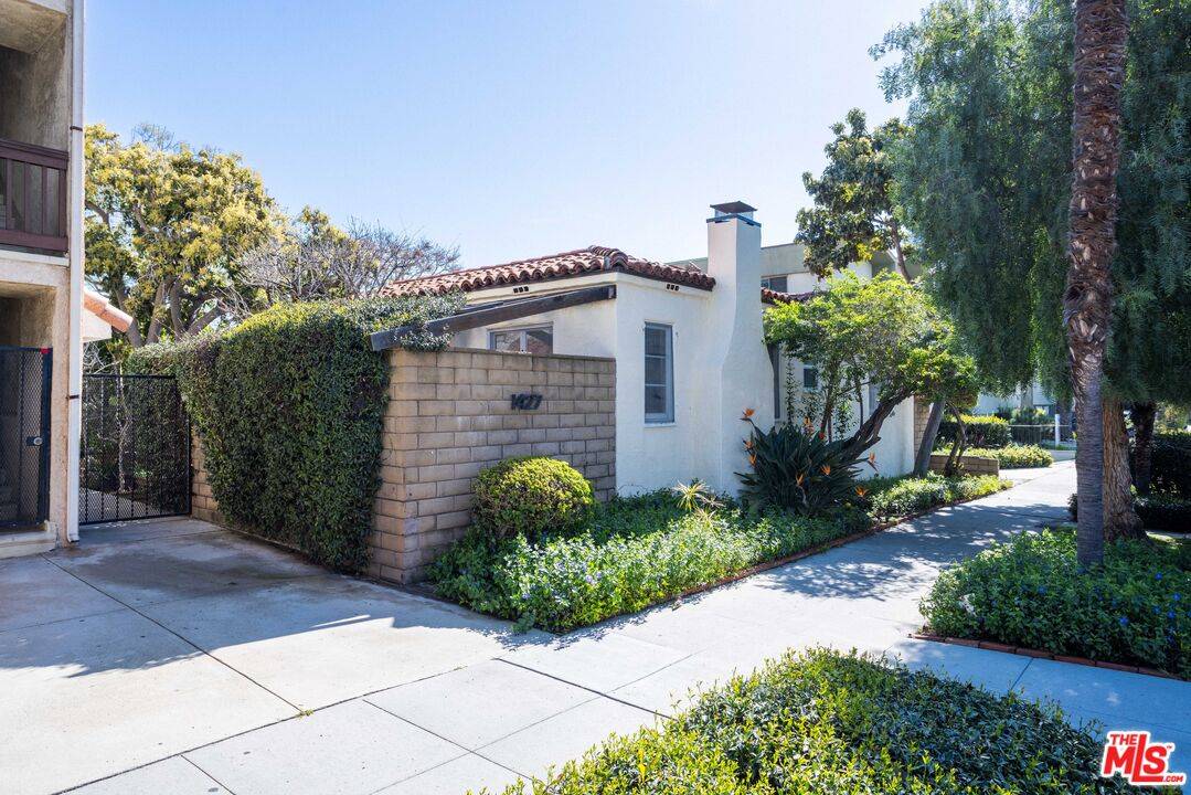 1427   Euclid St Santa Monica La