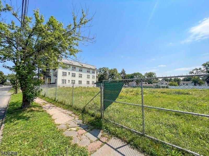 Prime ready to build development opportunity in Plainfield, NJ !